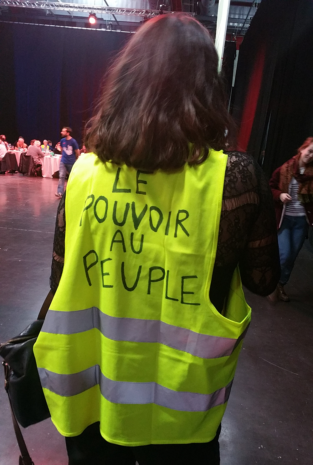 Le pouvoir au peuple